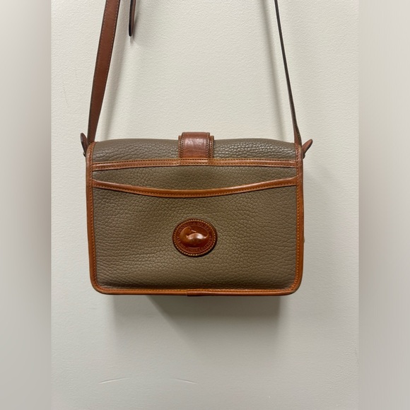 Vintage Dooney and Bourne Crossbody - Picture 9 of 16